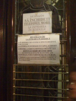 La coada la Sf. Mina, vis-a-vis de OMV, cu ceai de la PD-L