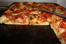 Pizza pentru ai casei