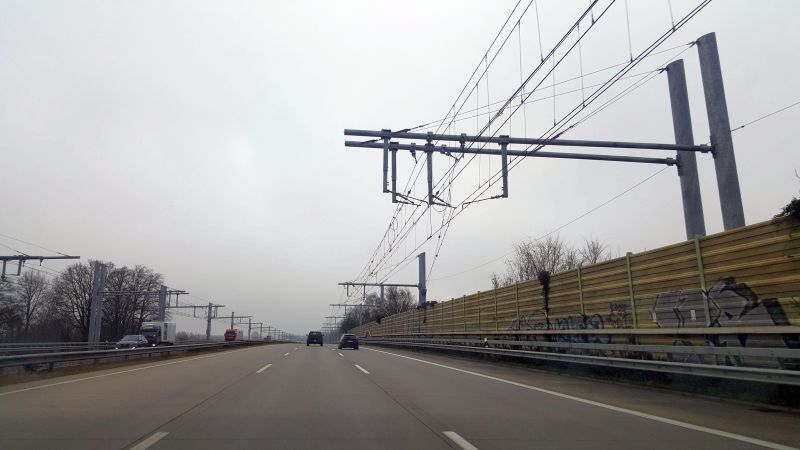 Autostrada cu rețea electrică pentru camioane