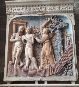 O frescă din biserica Mont Saint Michel - rezprezintă izgonirea din rai, evident