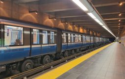 Metroul cu roți de cauciuc