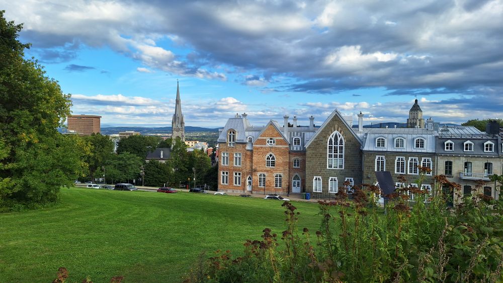 Quebec City văzut la prima oră, pe nedormite